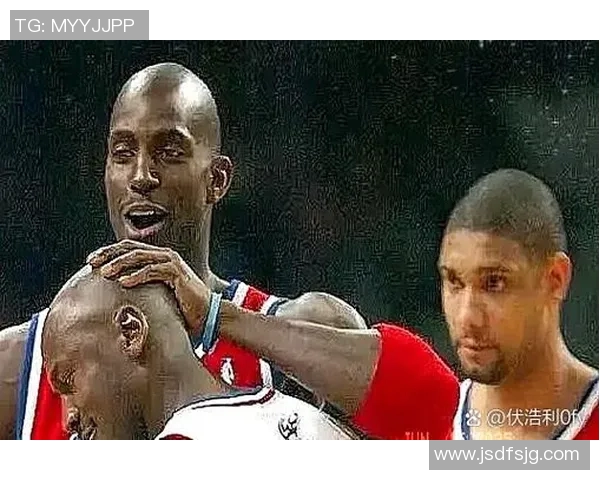 足球明星中谁的篮球技术最为出众引发球迷热议与讨论